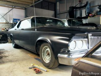 1964 Chrysler NewYorker Salon - Painted