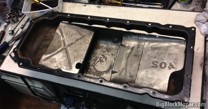 5.7L Hemi oilpan rail with bigblock Mopar Oil pan