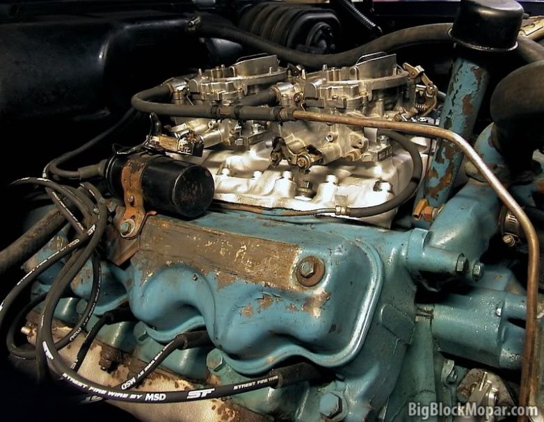 1957 Chrysler Windsor Custom - 354 poly engine Dual quad intake